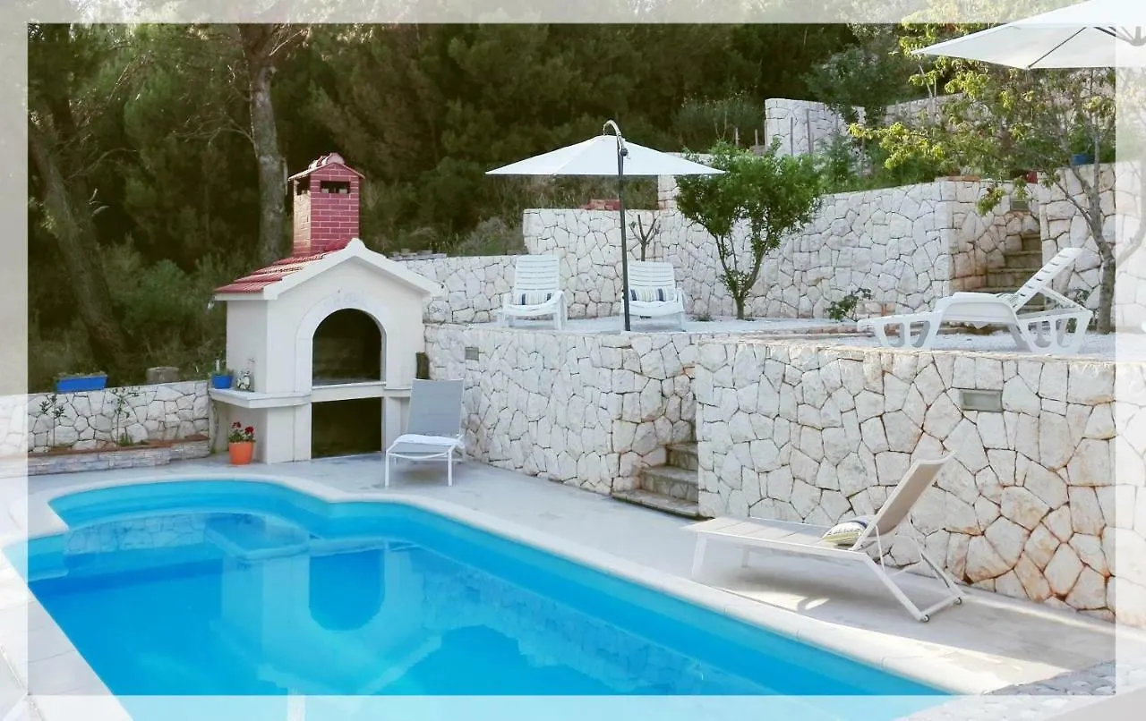 Apartment With Pool Near Split Croácia